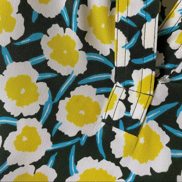 Diane von Furstenberg Grania Silk Floral Blouse M - Picture 6 of 7